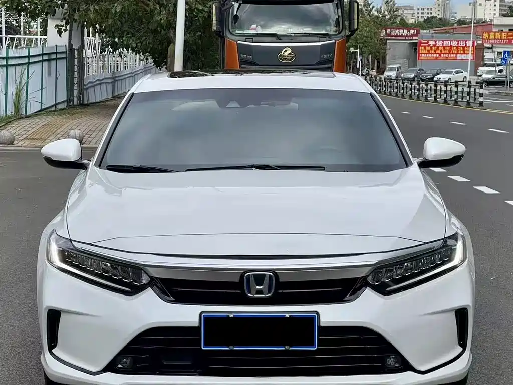 Honda Inspire PHEV — миниатюра 2