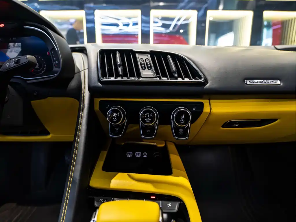 Audi R8 — миниатюра 17