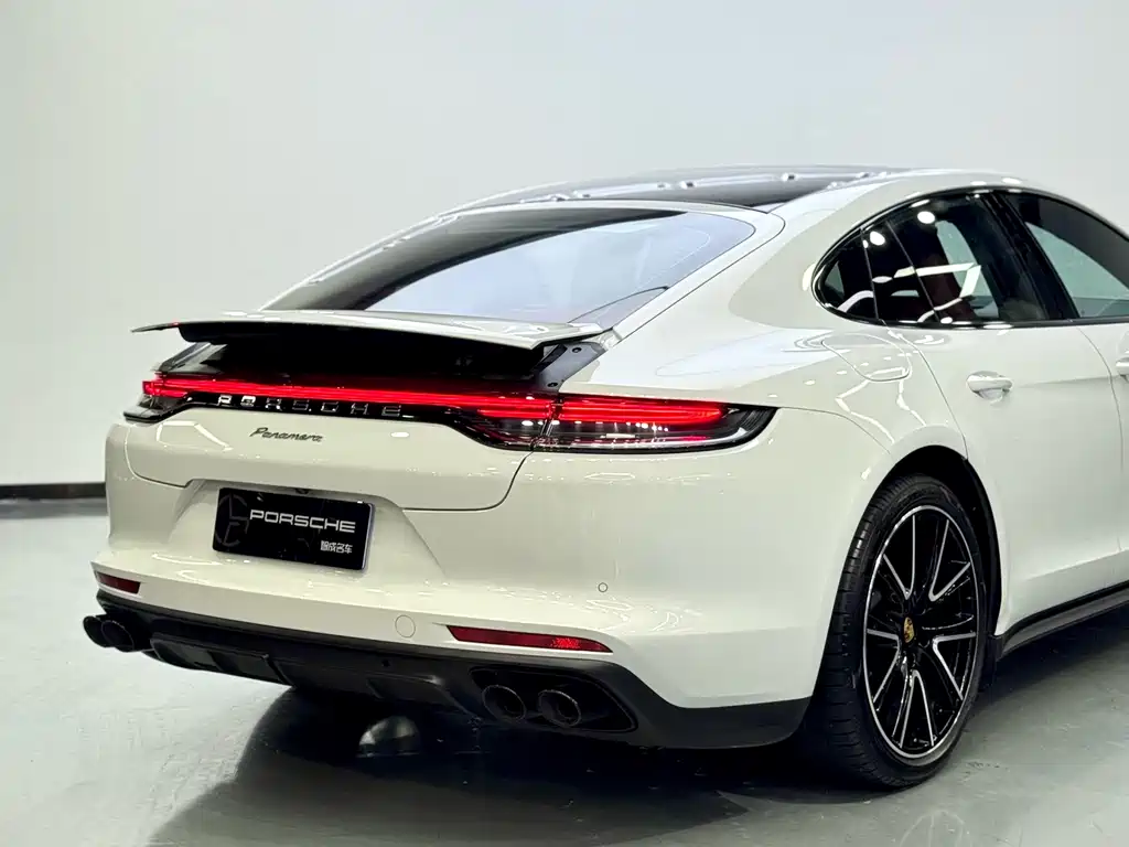 Porsche Panamera — миниатюра 27
