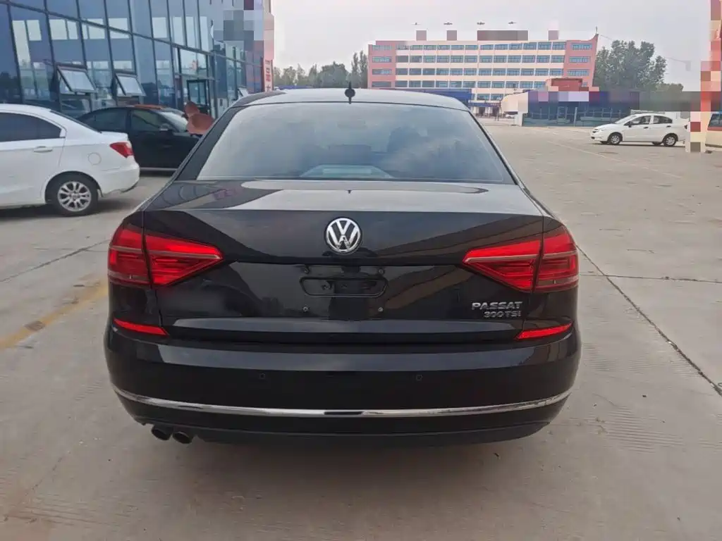 Volkswagen Passat — миниатюра 6