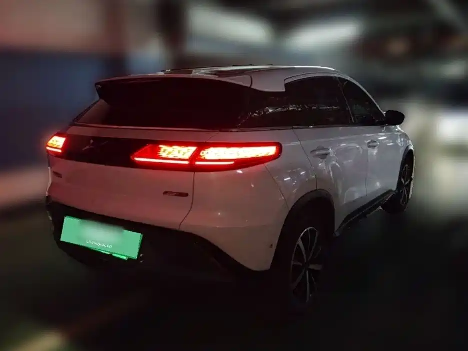 XPeng G3 — миниатюра 25