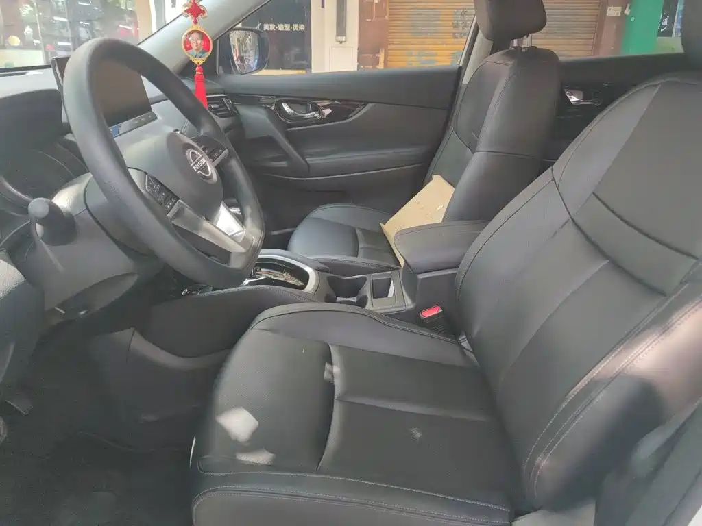 Nissan X-Trail — миниатюра 8