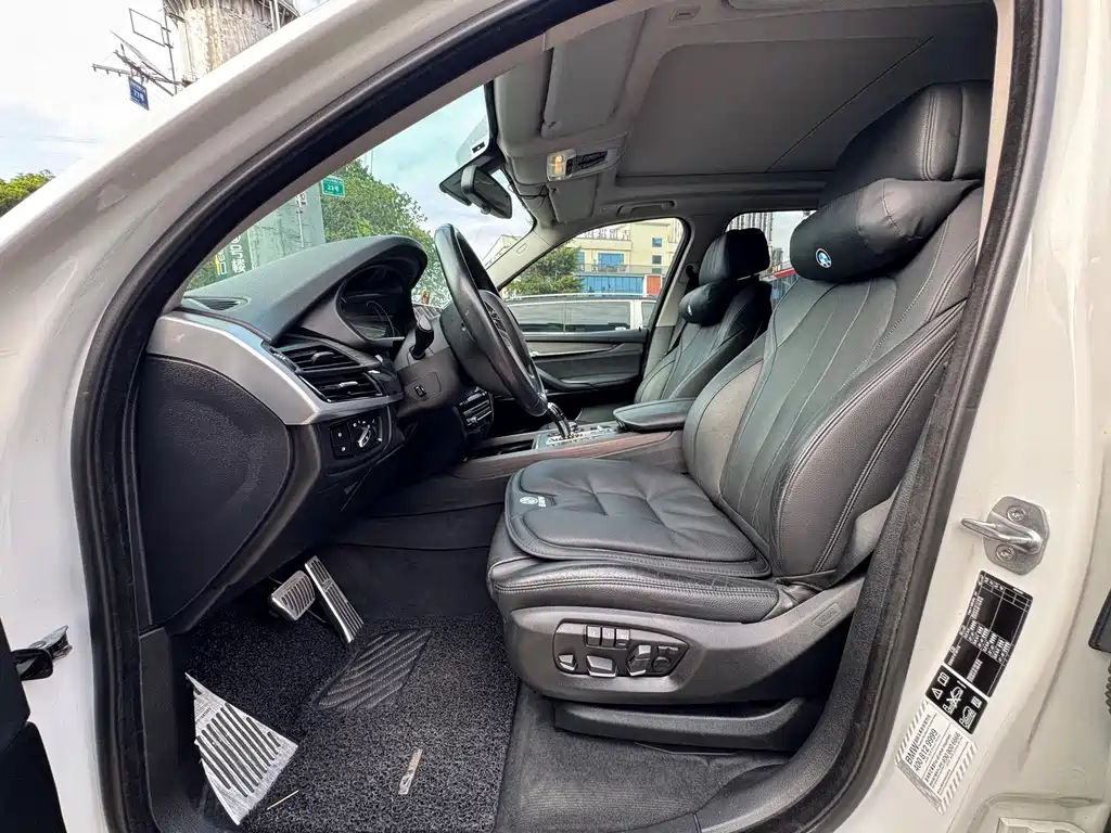 BMW X5 (Import) — миниатюра 12