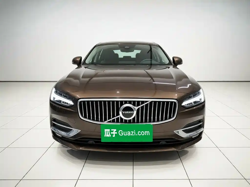 Volvo S90 — миниатюра 2