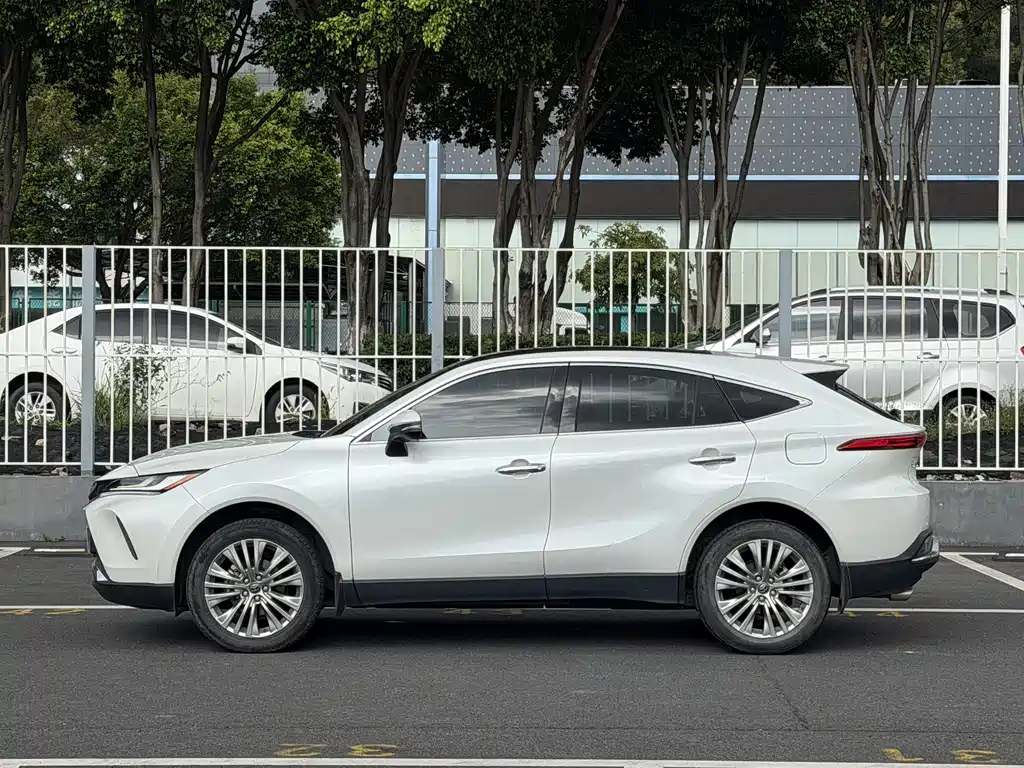Toyota Harrier — миниатюра 16