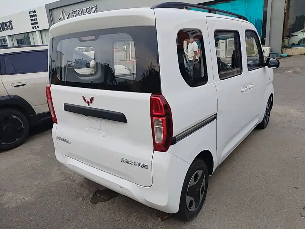 Wuling Zhiguang EV — миниатюра 7