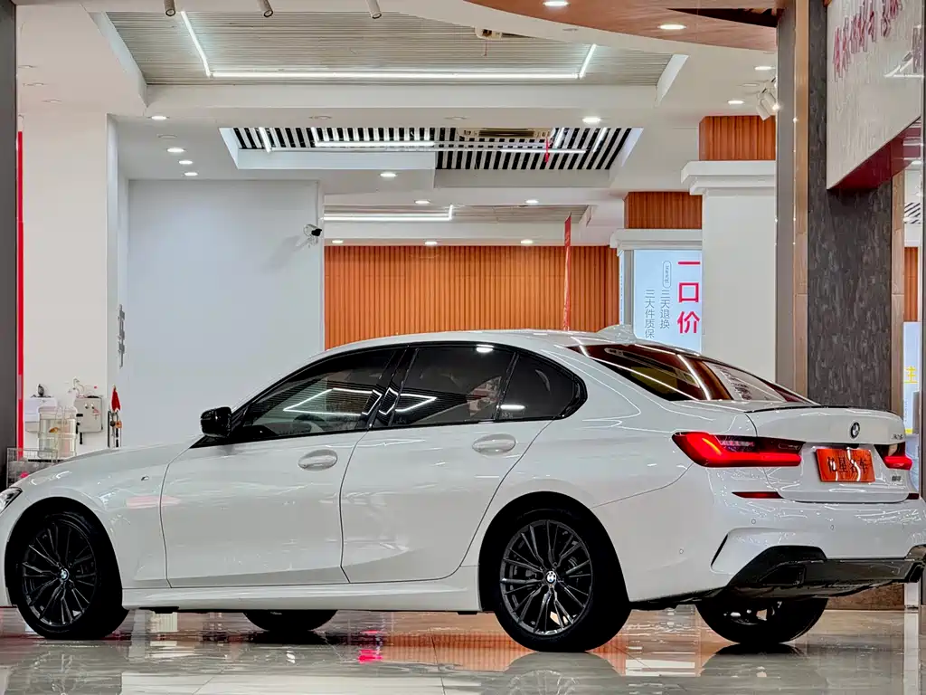 BMW 3 Series 3 2021 325i M Sport