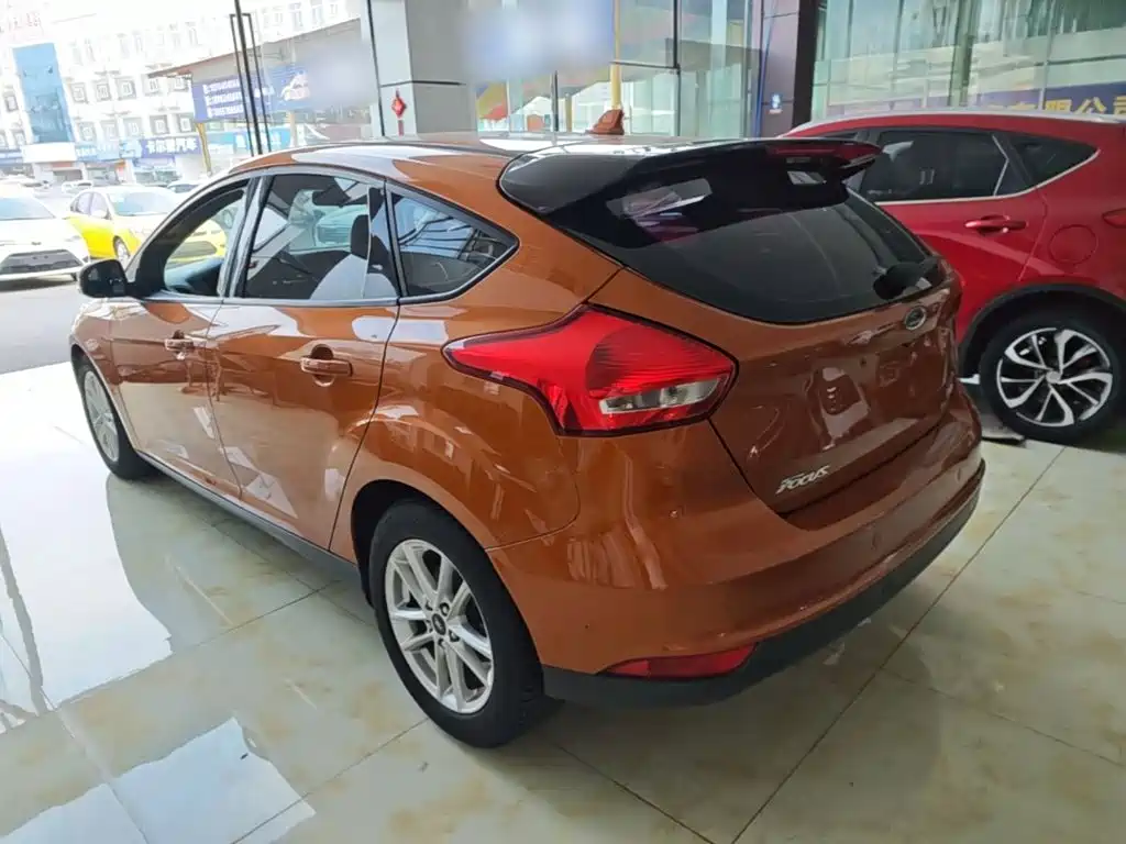 Ford Focus — миниатюра 5