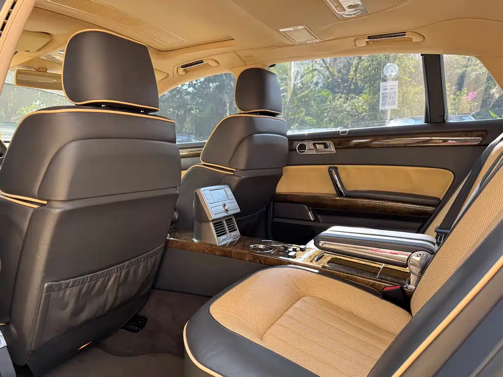 Volkswagen Phaeton — миниатюра 7
