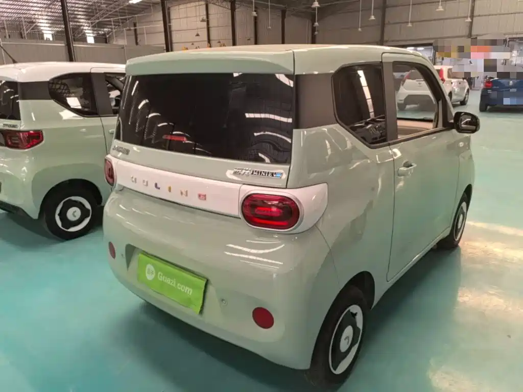Wuling MINIEV — миниатюра 7