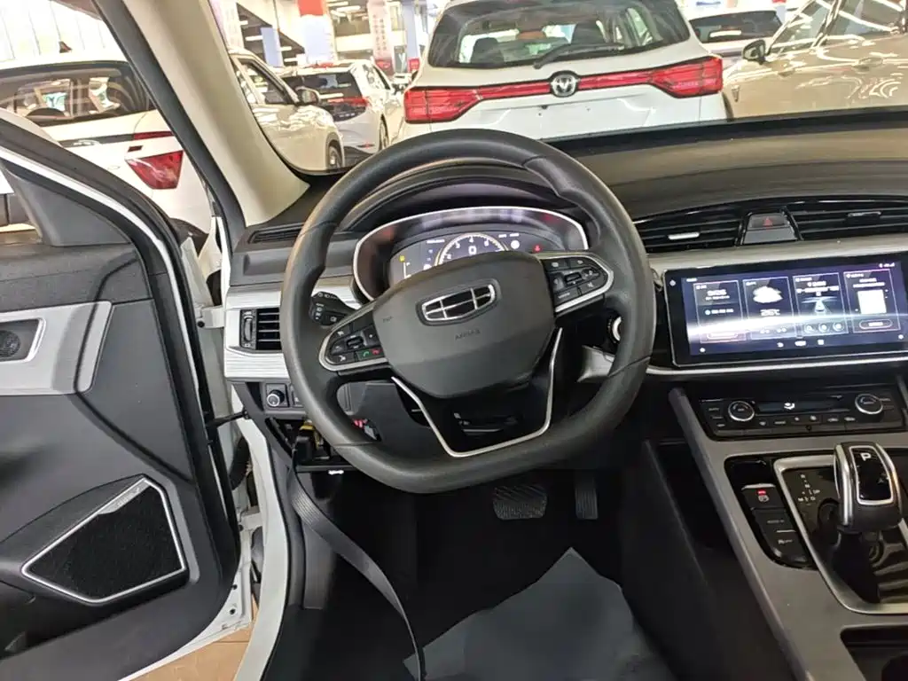 Geely Boyue — миниатюра 11