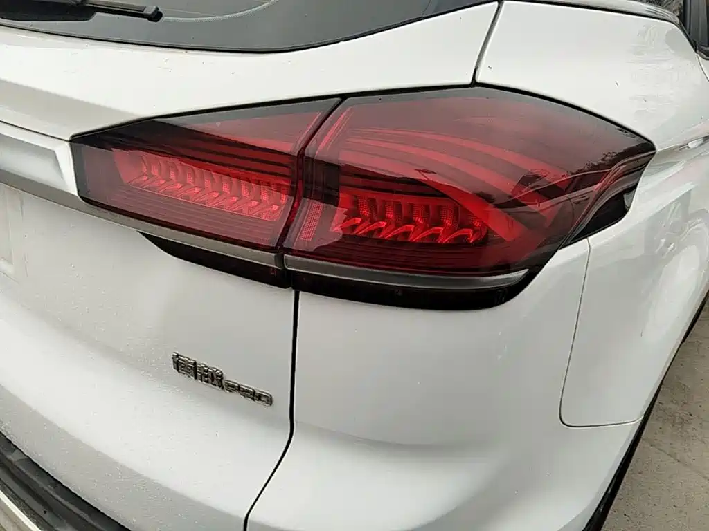 Geely Boyue — миниатюра 8
