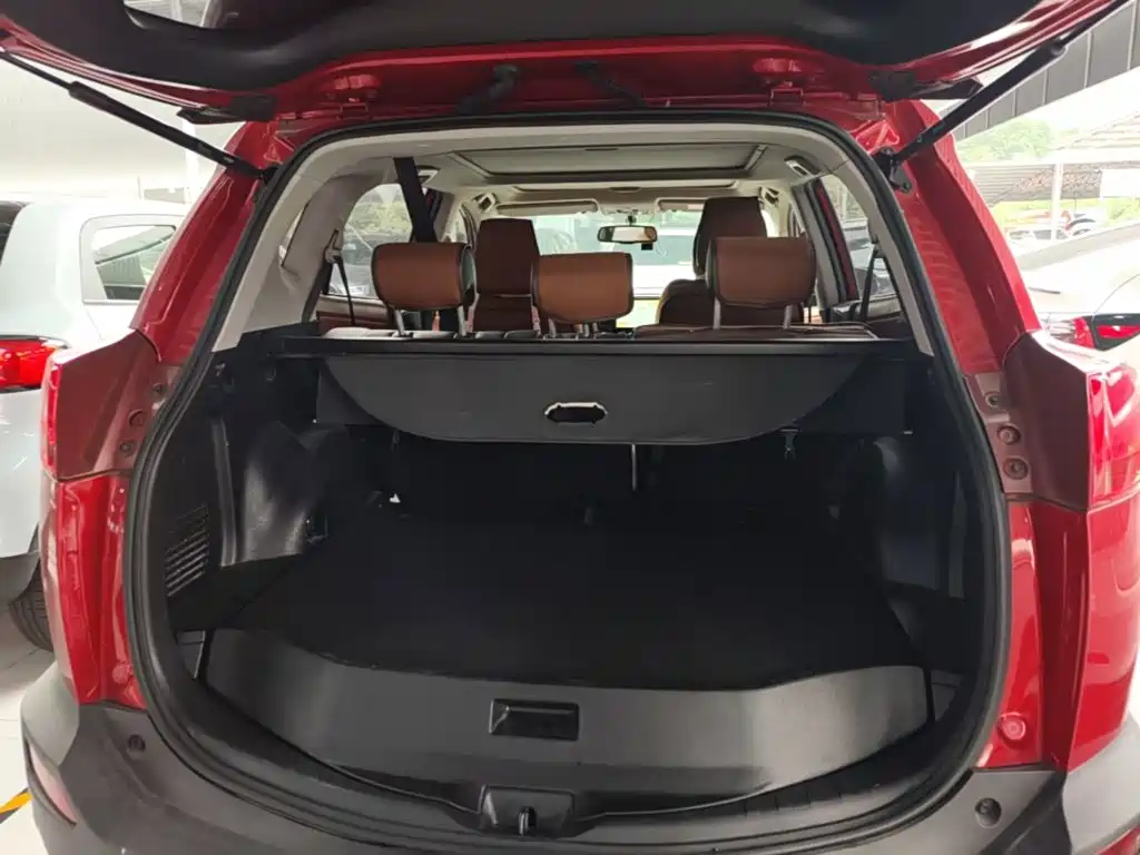 Toyota RAV4 — миниатюра 19