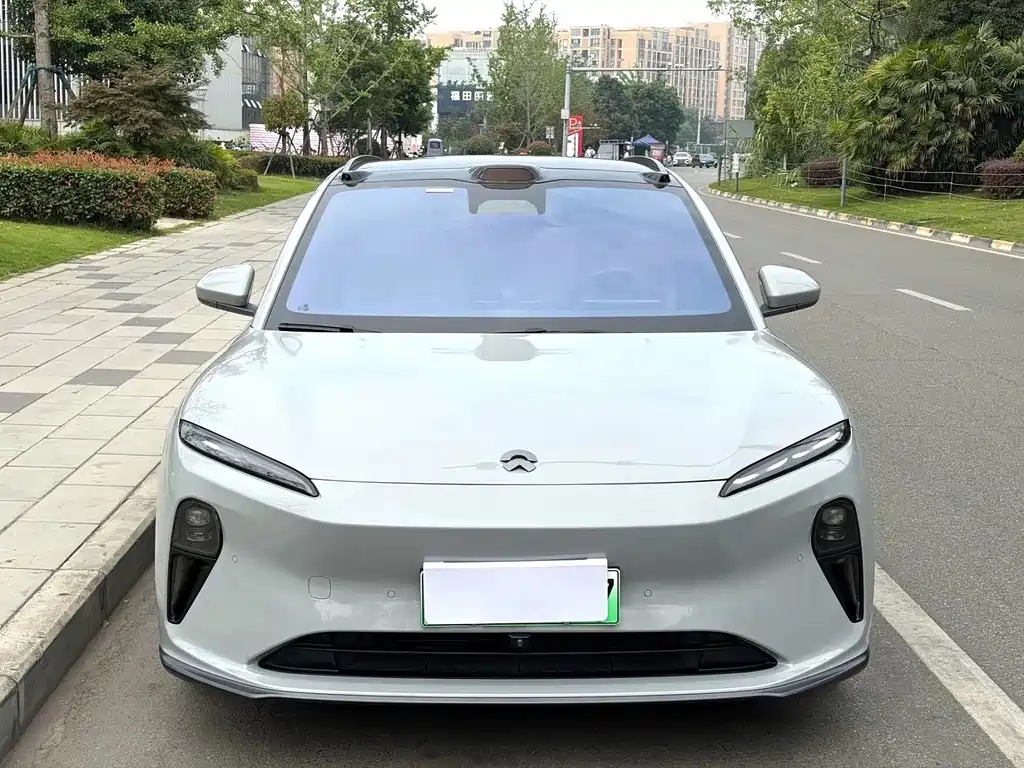 NIO ET5T — миниатюра 2