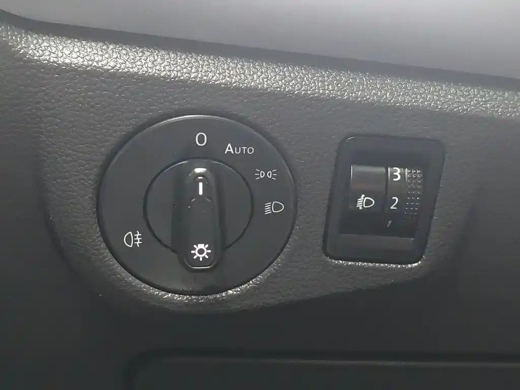 Volkswagen Lavida — миниатюра 21