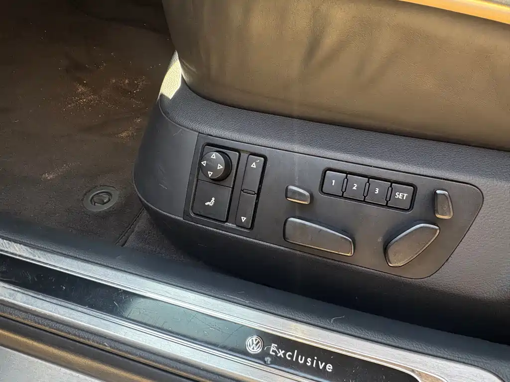 Volkswagen Phaeton — миниатюра 20