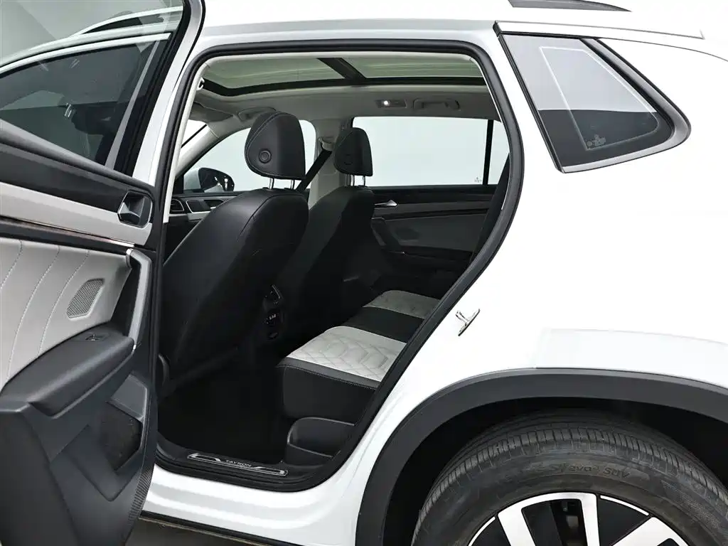 Volkswagen Tayron 2024 Белый из Китая