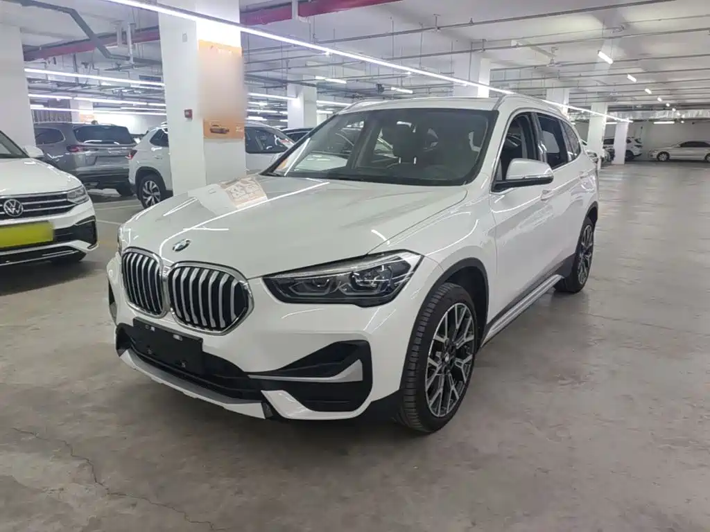 宝马X1 2021款 改款 xDrive25Li 尊享型 2022