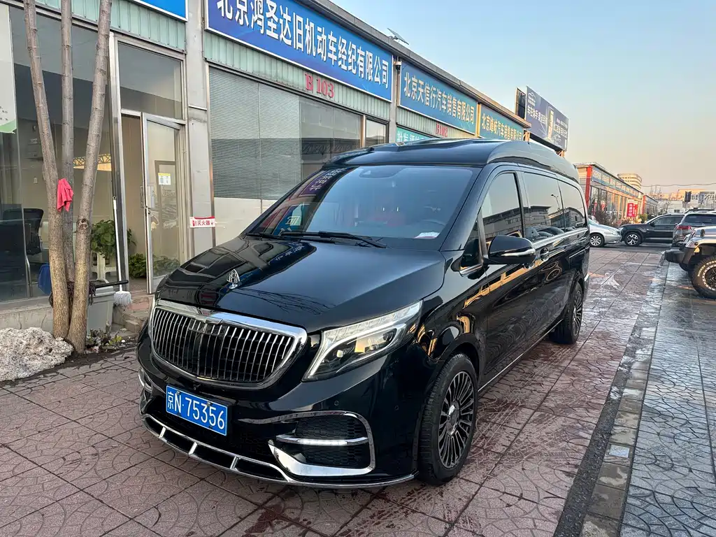 MERCEDES-BENZ V CLASS