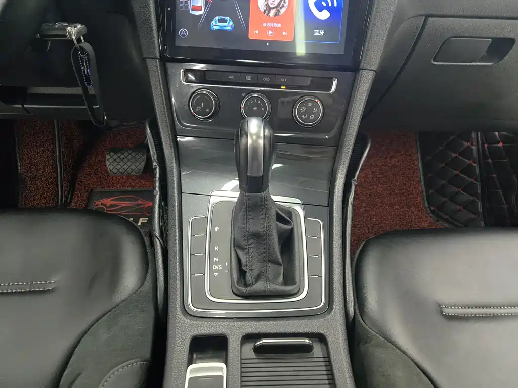 Volkswagen Golf 2018 1.6L AT Comfort
