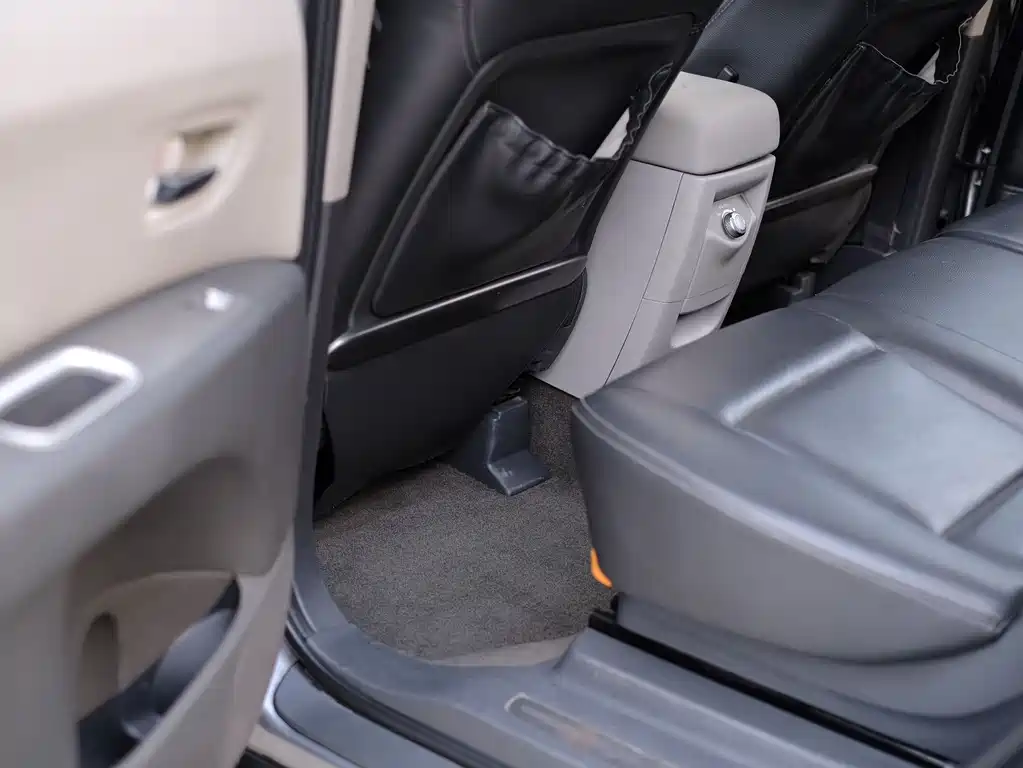 Subaru Tribeca — миниатюра 21