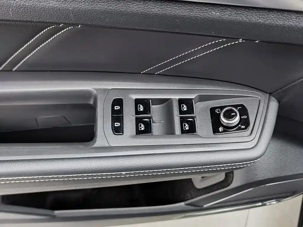Volkswagen Teramont — миниатюра 9