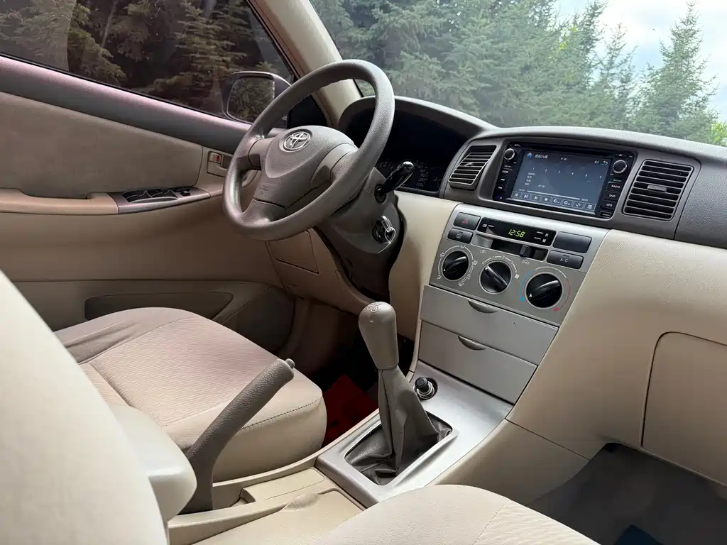 Toyota Corolla — миниатюра 10