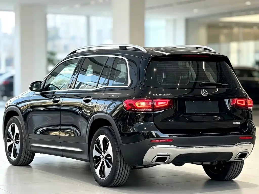 Mercedes-Benz GLB — миниатюра 4