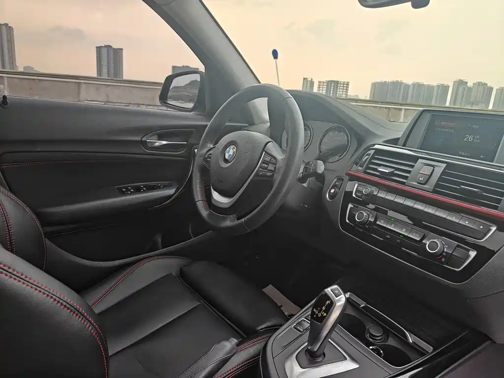BMW 1 Series (Import) — миниатюра 23