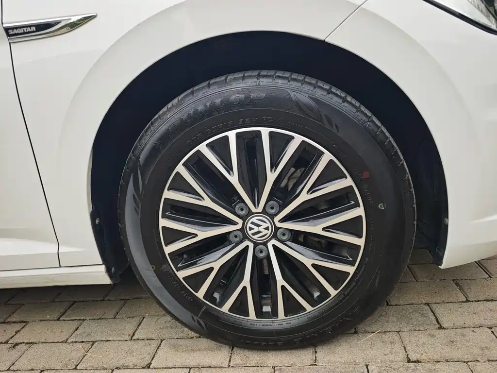 Volkswagen Sagitar — миниатюра 15