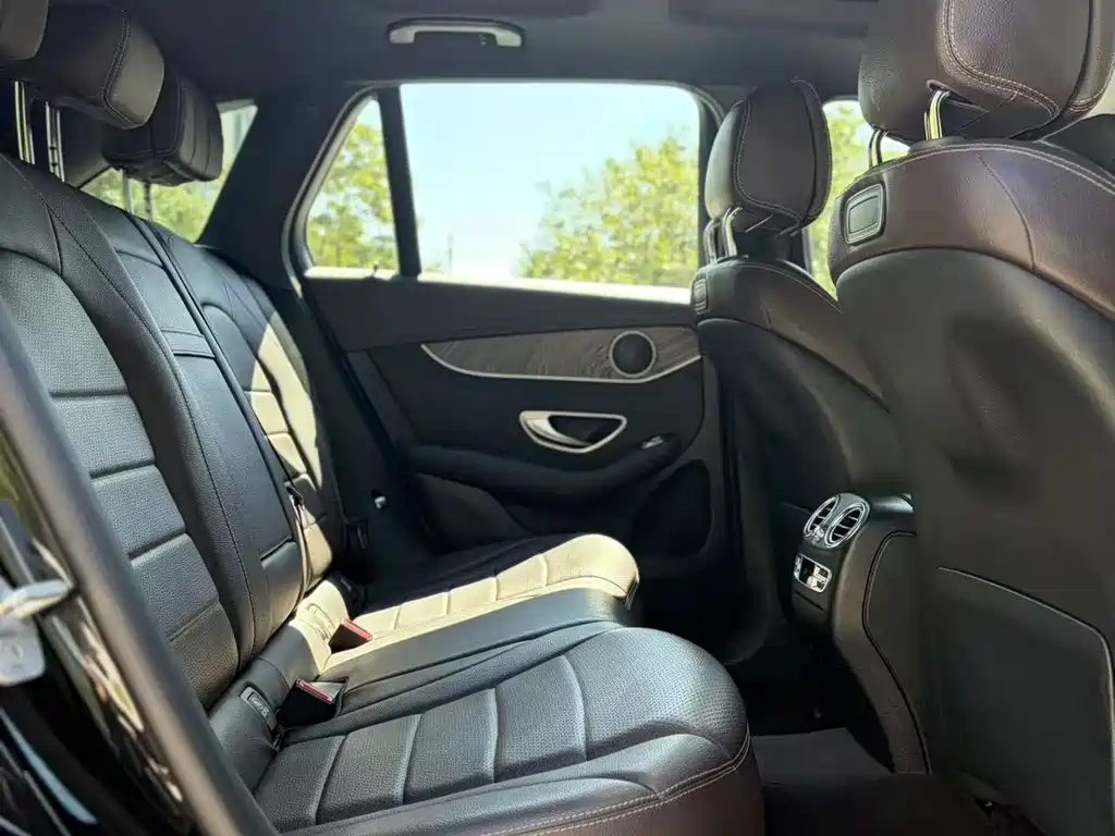 Mercedes-Benz GLC — миниатюра 10