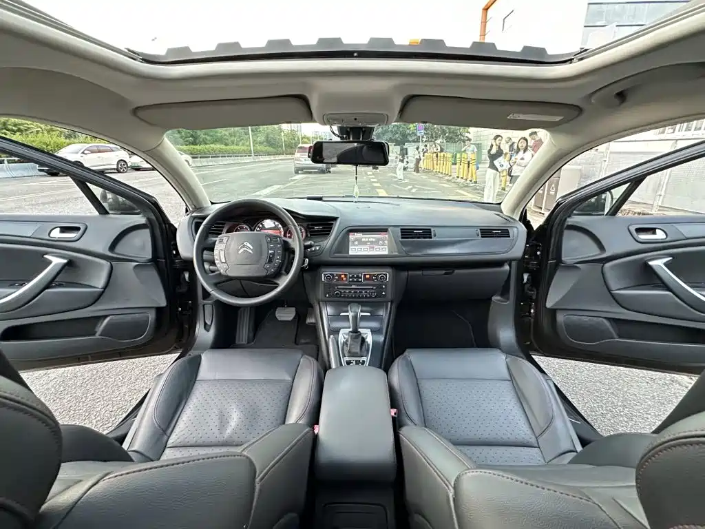 Citroen C5 — миниатюра 8