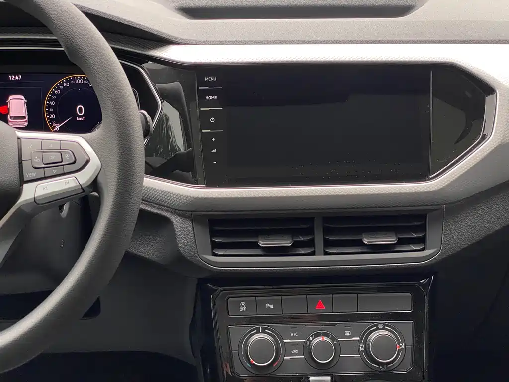 Volkswagen Tacqua 1.5L Auto Joy Connected Edition, фото 15