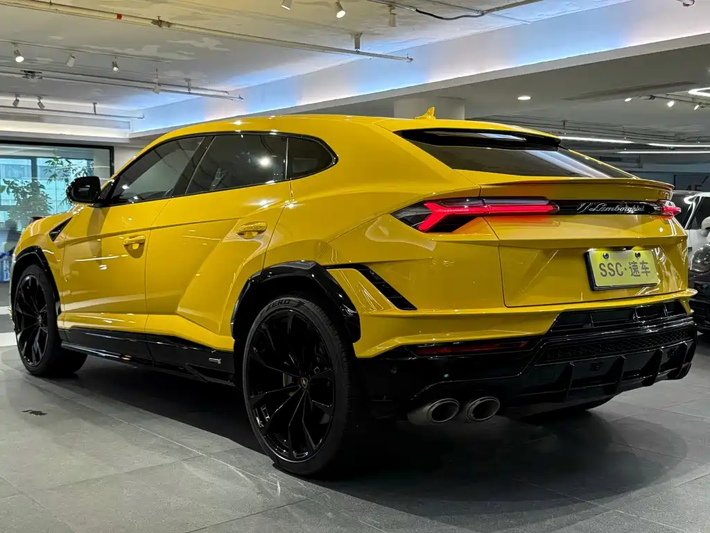 Lamborghini Urus — миниатюра 6