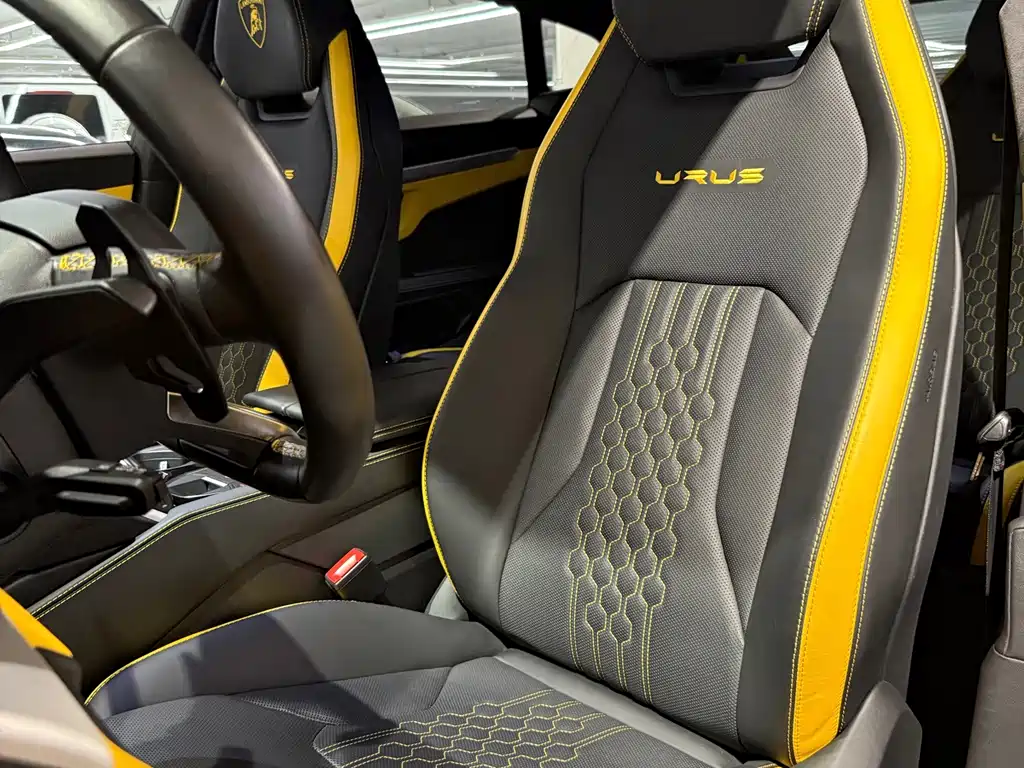 Lamborghini Urus — миниатюра 10