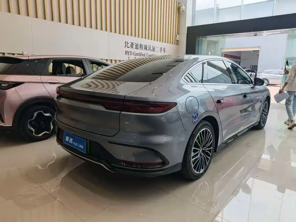 BYD Han — миниатюра 8