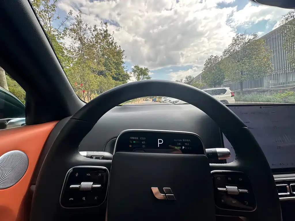 Li Auto Li L9 — миниатюра 7