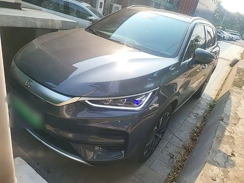 BYD Tang New Energy — миниатюра 2