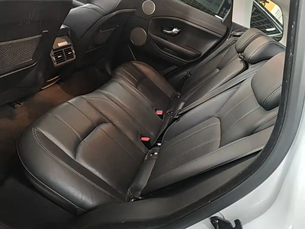 Land Rover Evoque — миниатюра 17
