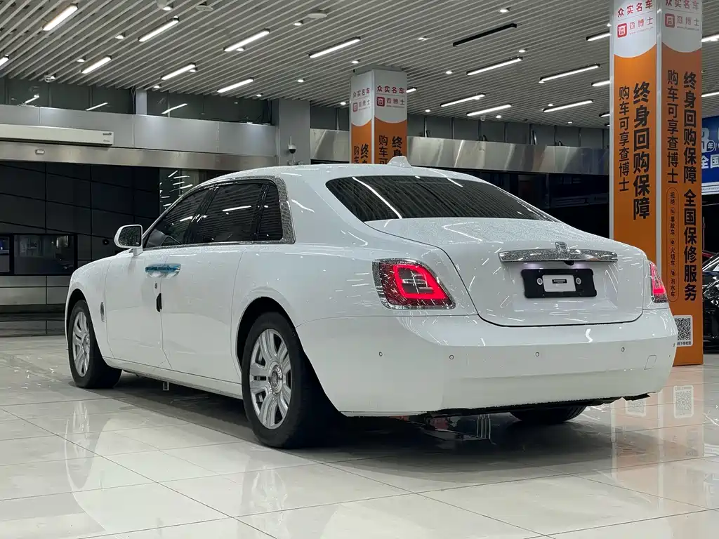 Rolls-Royce Ghost — миниатюра 3