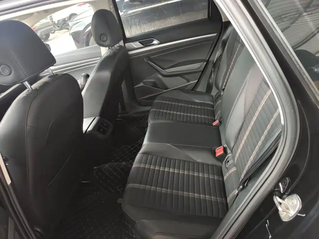 Volkswagen Lavida — миниатюра 17