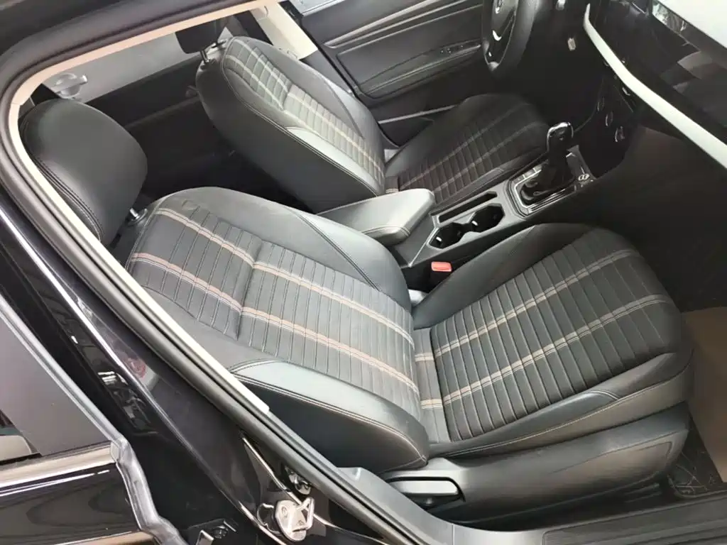 Volkswagen Lavida — миниатюра 25