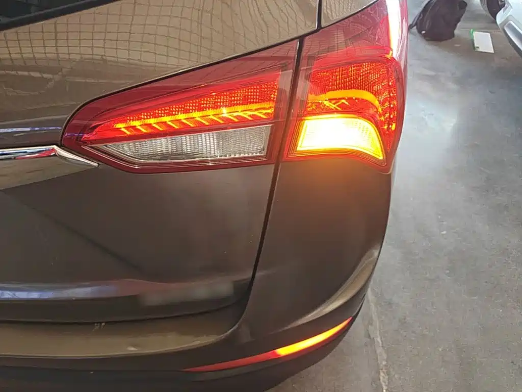 Buick Envision Plus — миниатюра 8
