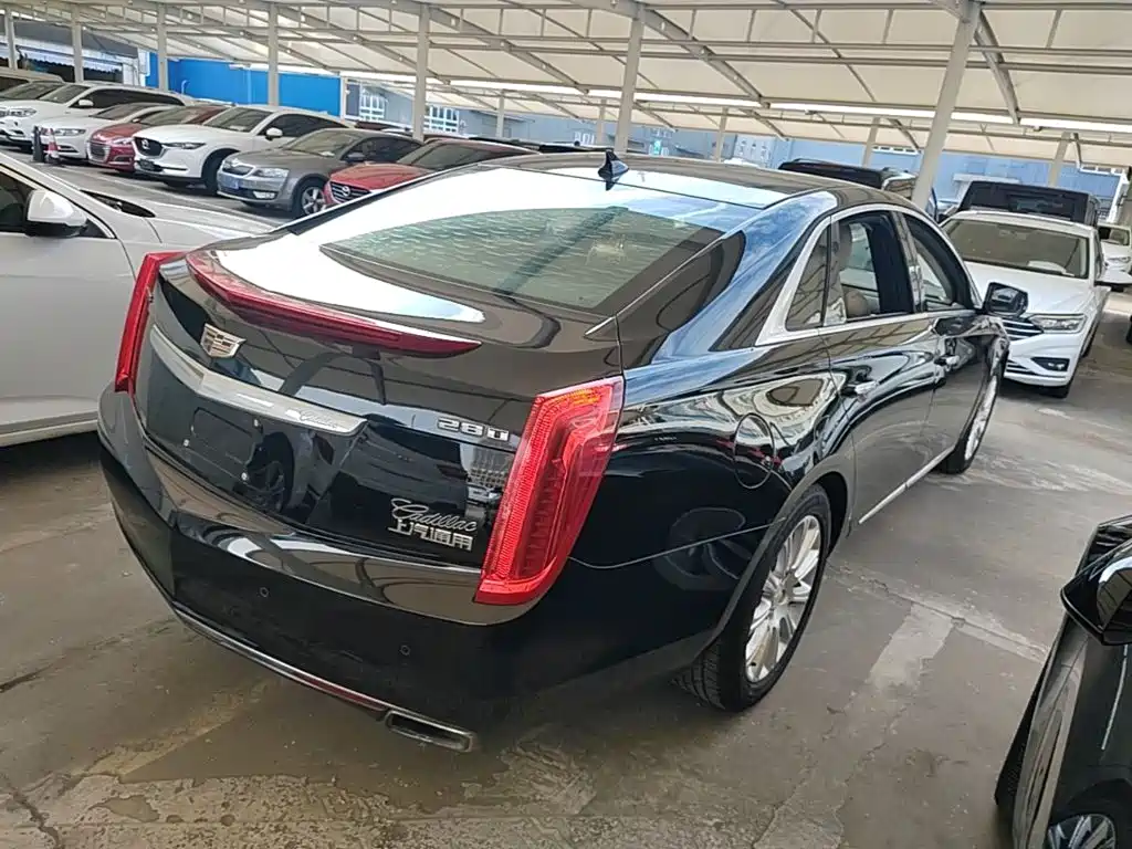 Cadillac XTS — миниатюра 7