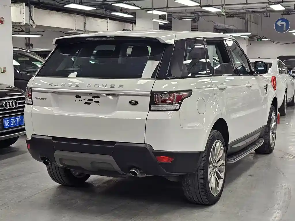 Land Rover Range Rover Sport 2015 3.0 SDV6 HSE