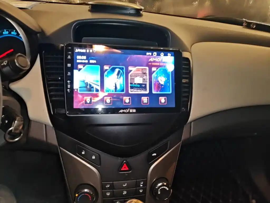 Chevrolet Cruze — миниатюра 13