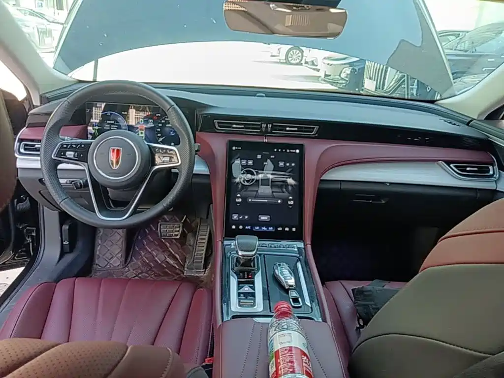 Hongqi Hongqi H5 PHEV — миниатюра 10