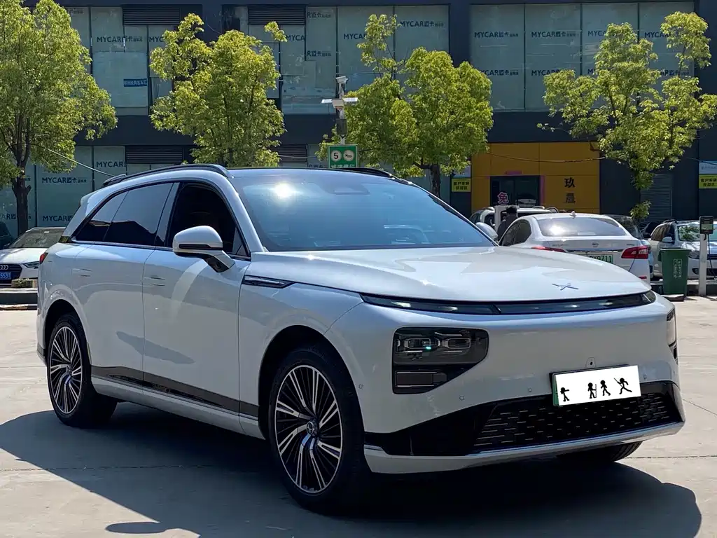 XPeng G9 — миниатюра 3