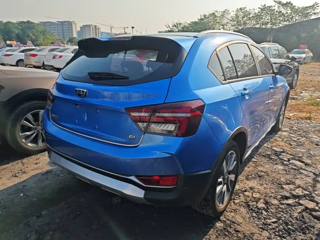 Geely Vision S1 — миниатюра 7