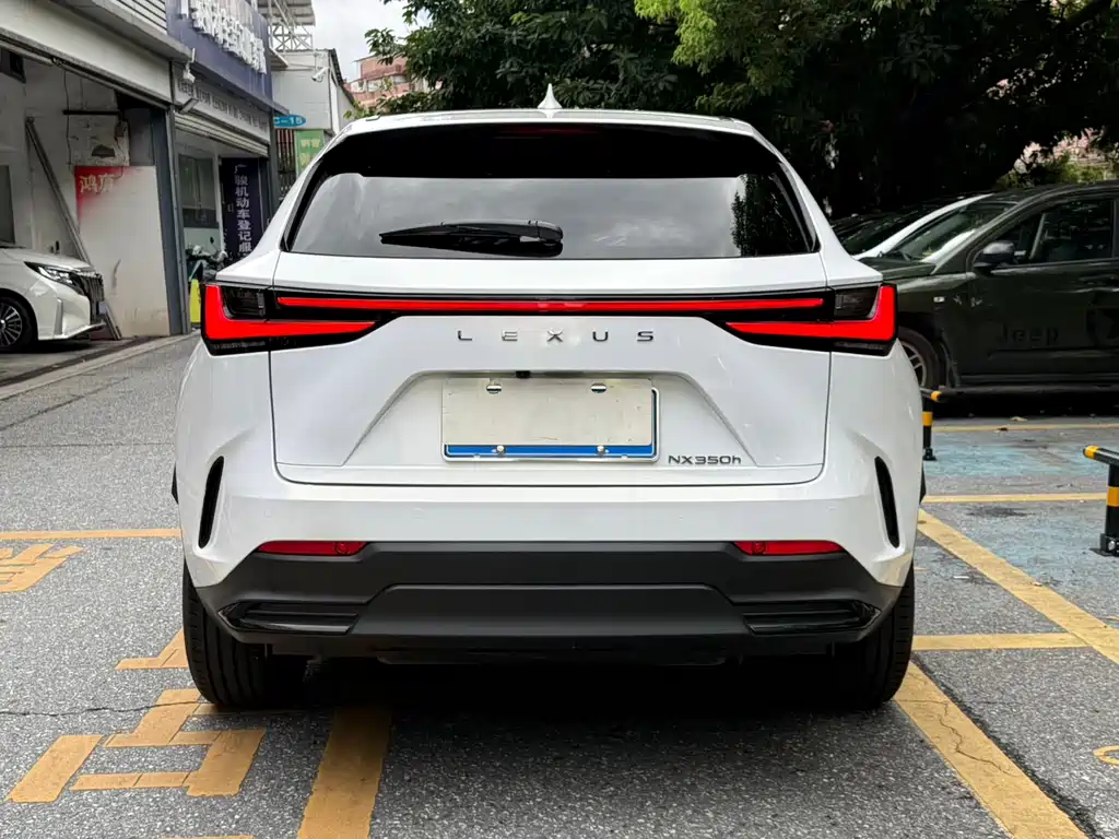 Lexus NX 2022 350h